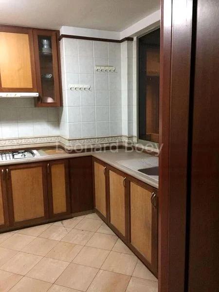 3 Bed Condo for Rent in  Parc Vista - Image 4